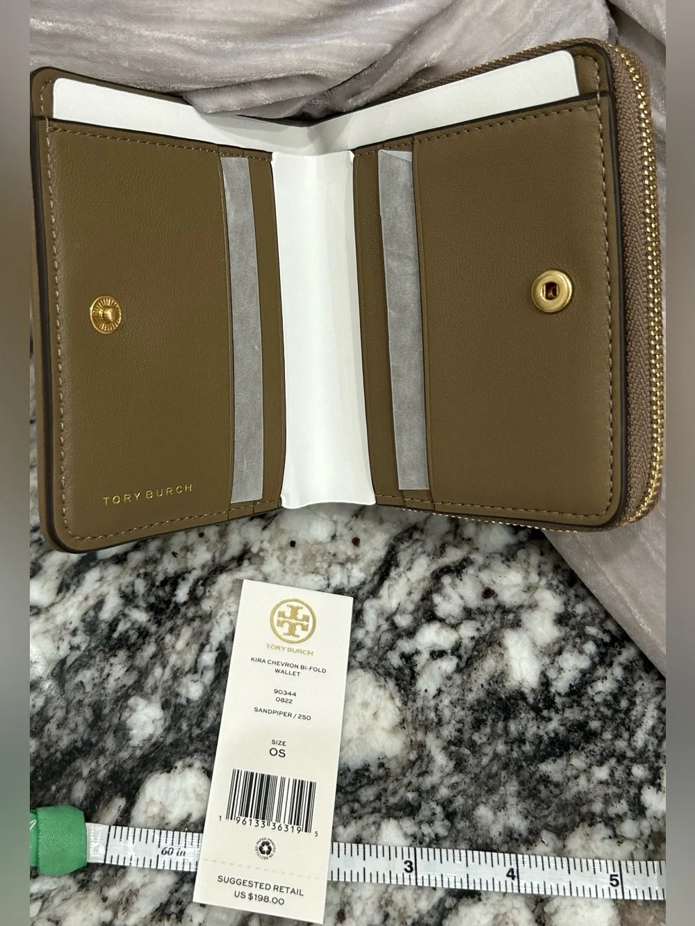 Tory Burch Quilted Leather Wallet in Ssndstone with Gold Logo